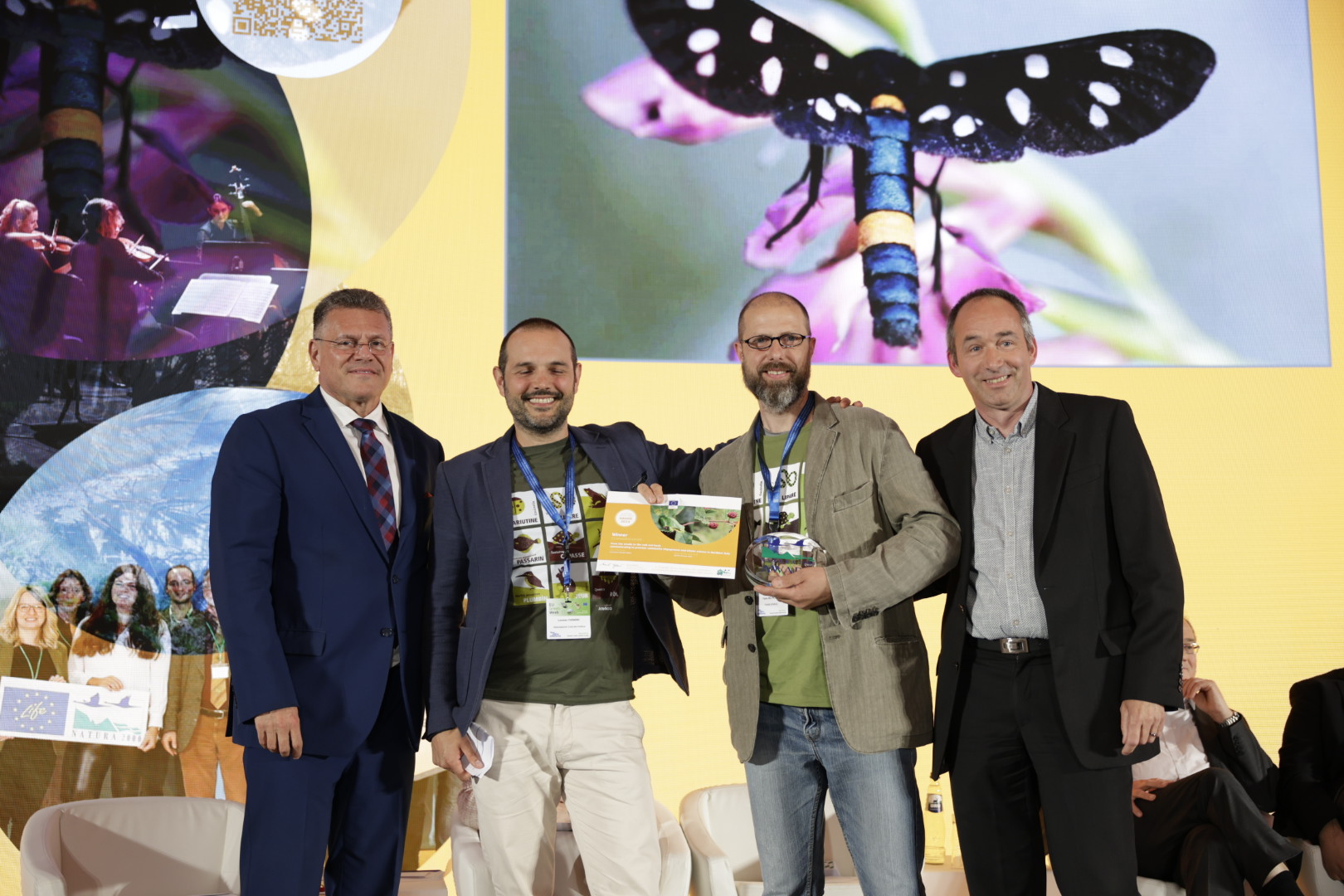 Natura 2000 awards ceremony com group picture