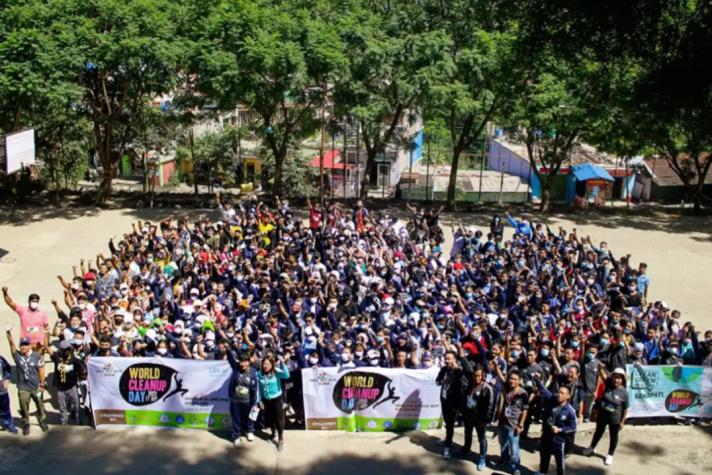 Group Picture during a World Clean Up Day