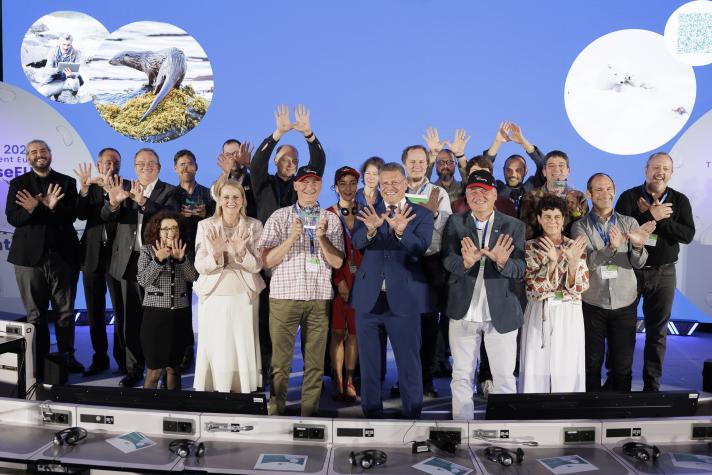 Natura 2k Ceremony award group picture 5924