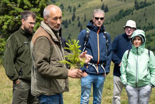 Romania excursion at Legambiente: people in nature