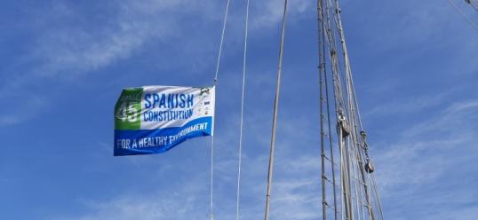 ship SEO BirdLife flag in a boat